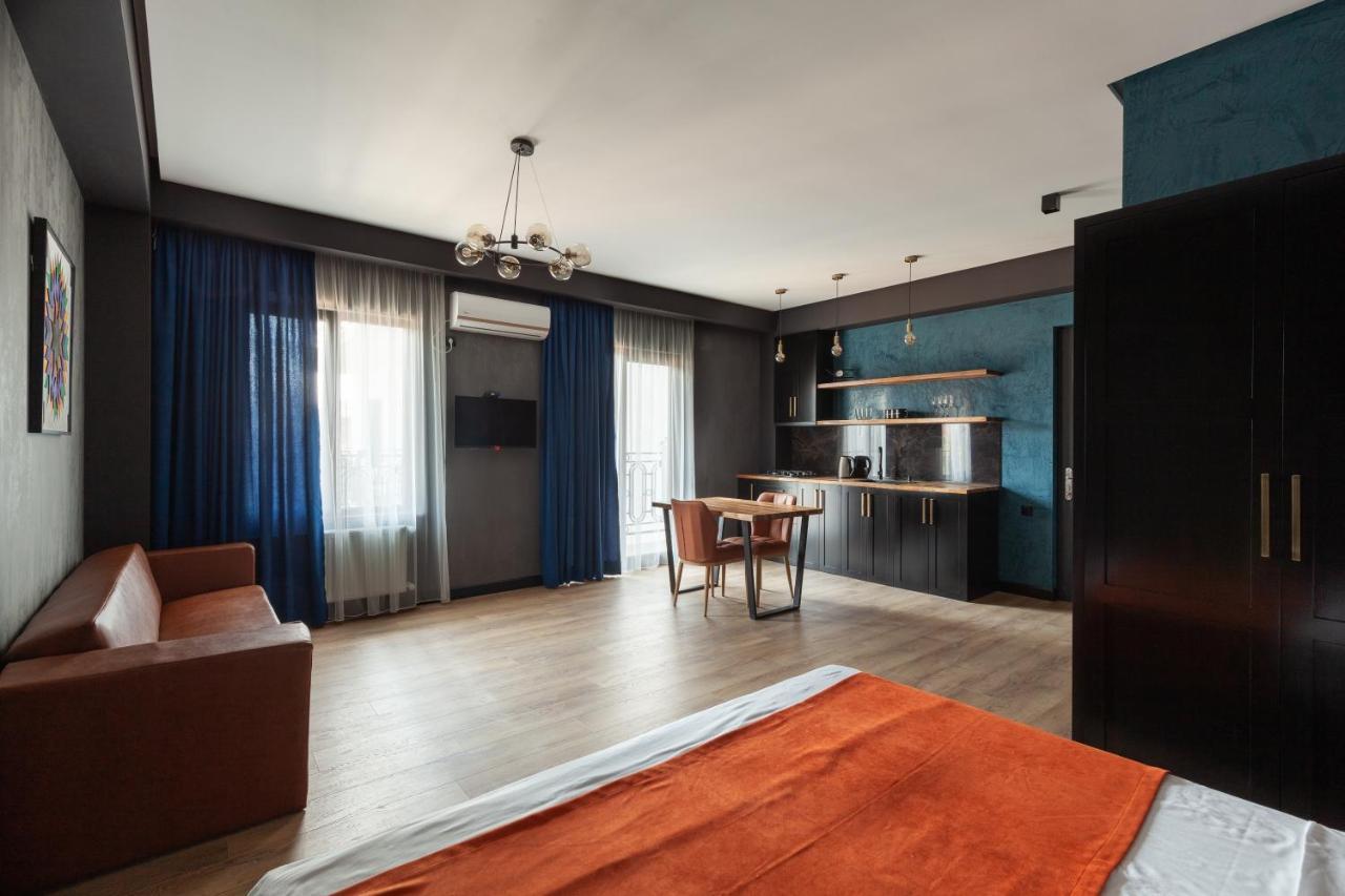 Irina'S Apartments Kutaisi Zewnętrze zdjęcie