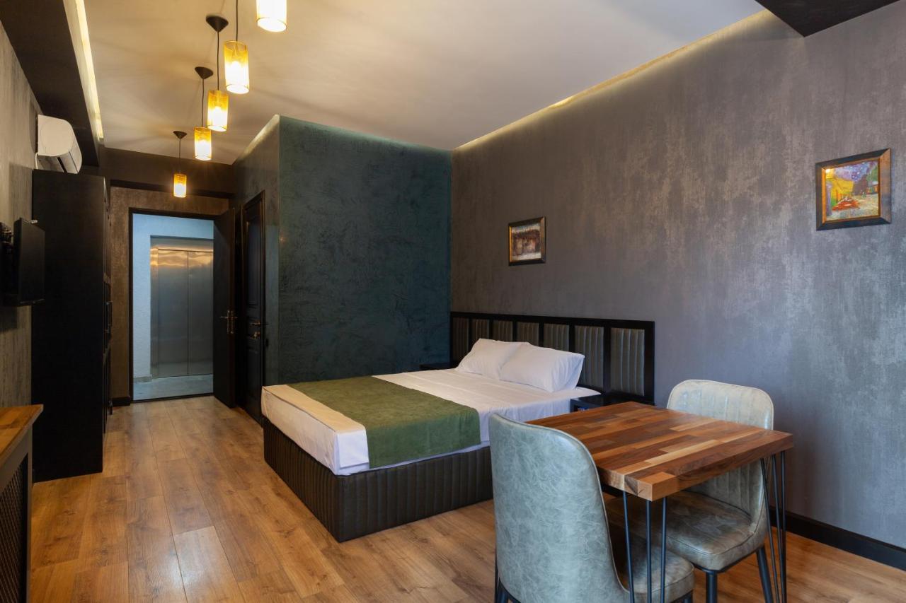 Irina'S Apartments Kutaisi Zewnętrze zdjęcie